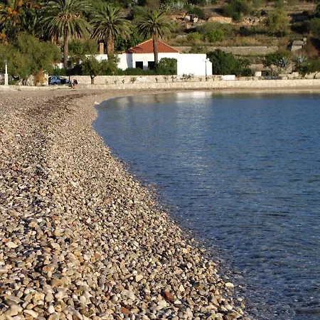 Dom wakacyjny Seaside House Cove Rogacic, - 8887 Vis