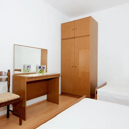 Seaside House Cove Rogacic, - 8887 Vis