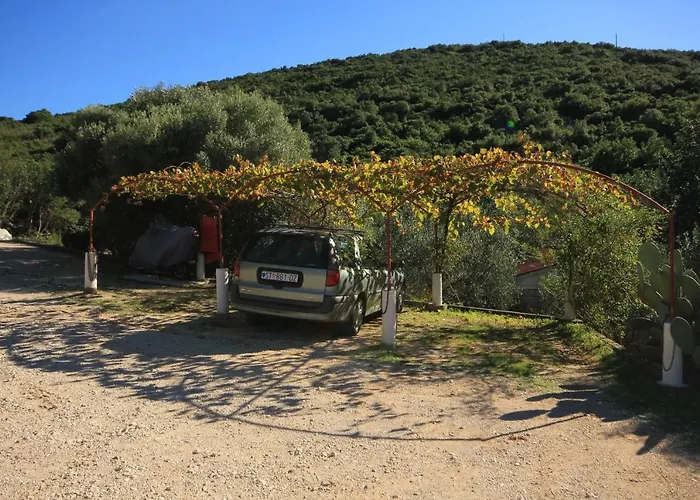 Seaside House Cove Rogacic, - 8887 Vis